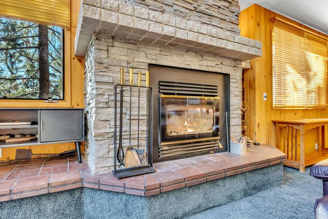 24700 Forest Drive, Idyllwild, CA 92549