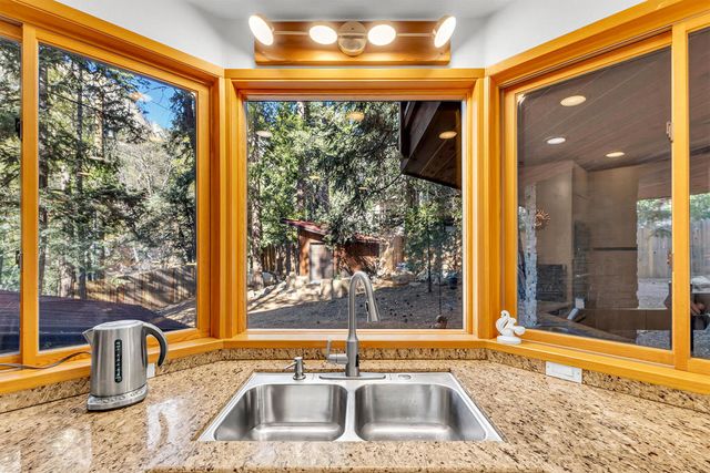 24700 Forest Drive, Idyllwild, CA 92549
