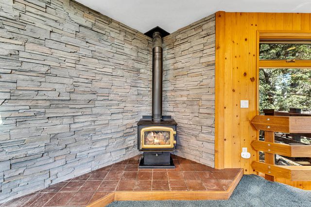 24700 Forest Drive, Idyllwild, CA 92549