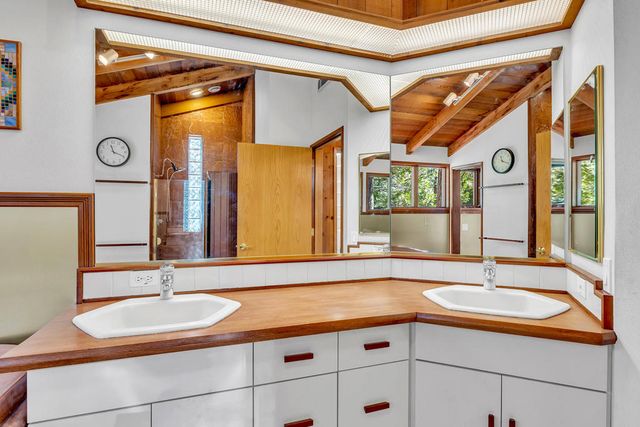 24700 Forest Drive, Idyllwild, CA 92549