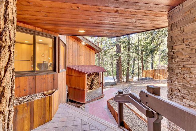 24700 Forest Drive, Idyllwild, CA 92549