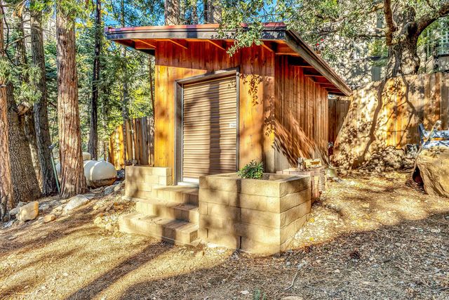 24700 Forest Drive, Idyllwild, CA 92549