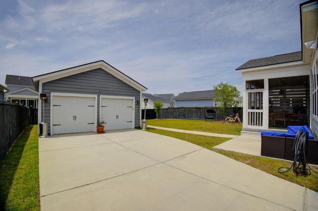 123 Hewitt Street, Summerville, SC 29486