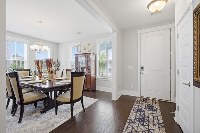 123 Hewitt Street, Summerville, SC 29486