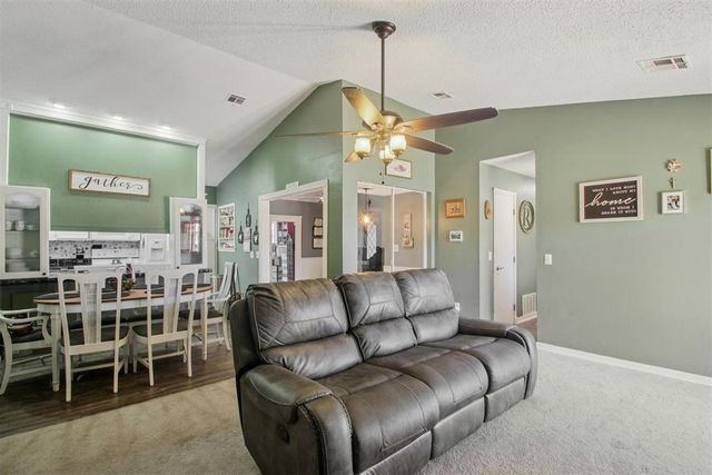 6421 Lyrewood Terrace, Oklahoma City, OK 73132