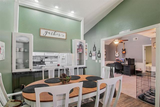 6421 Lyrewood Terrace, Oklahoma City, OK 73132