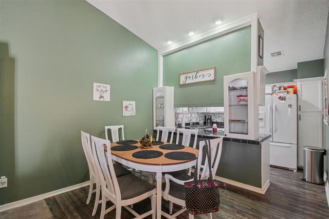 6421 Lyrewood Terrace, Oklahoma City, OK 73132