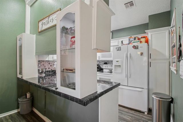 6421 Lyrewood Terrace, Oklahoma City, OK 73132