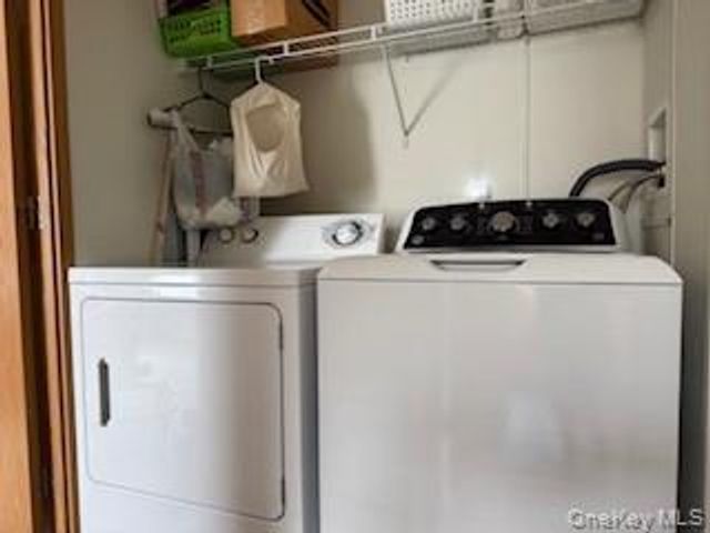 115 Winding Wood, Hopewell Junction, NY 12533