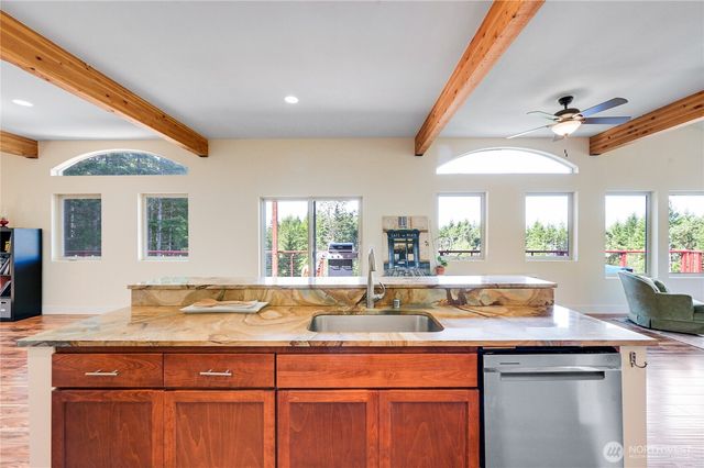 83 Octopus Court, Quilcene, WA 98376