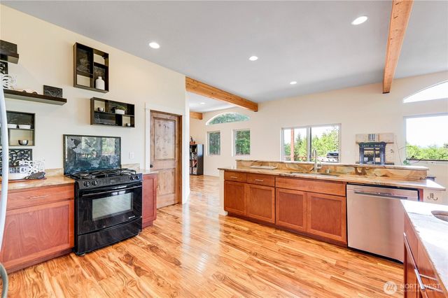 83 Octopus Court, Quilcene, WA 98376