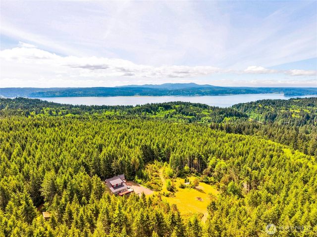 83 Octopus Court, Quilcene, WA 98376