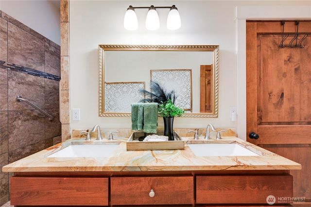 83 Octopus Court, Quilcene, WA 98376