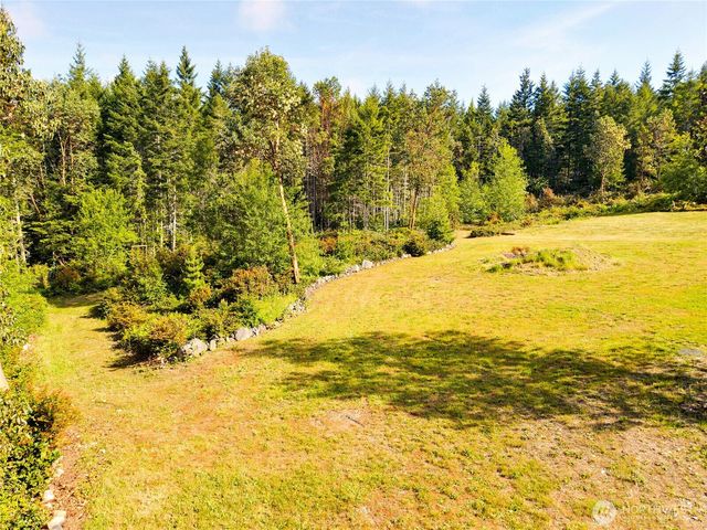83 Octopus Court, Quilcene, WA 98376
