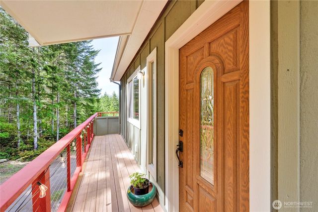 83 Octopus Court, Quilcene, WA 98376