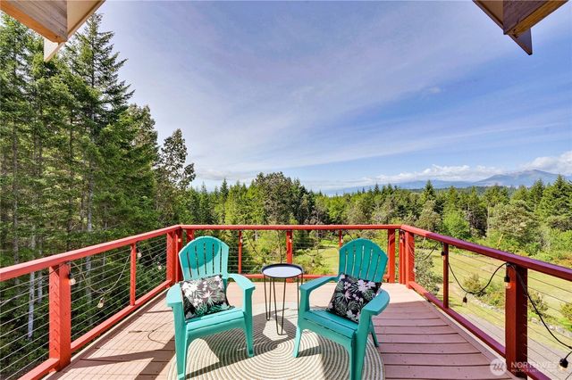 83 Octopus Court, Quilcene, WA 98376
