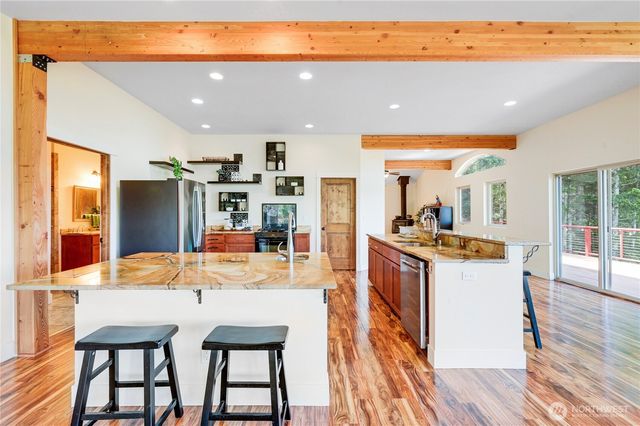83 Octopus Court, Quilcene, WA 98376