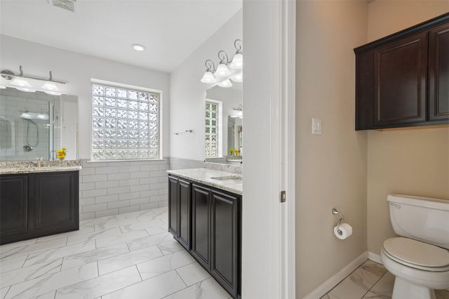 865 Santa Cruz, New Braunfels, TX 78132
