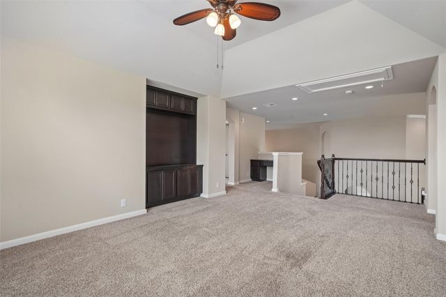 865 Santa Cruz, New Braunfels, TX 78132
