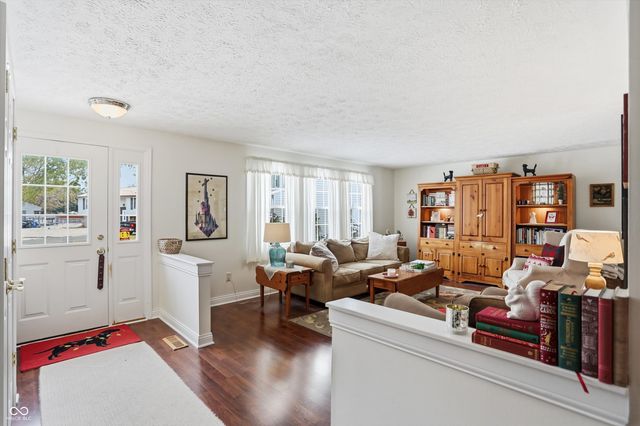 1319 Dogwood Court, Brownsburg, IN 46112