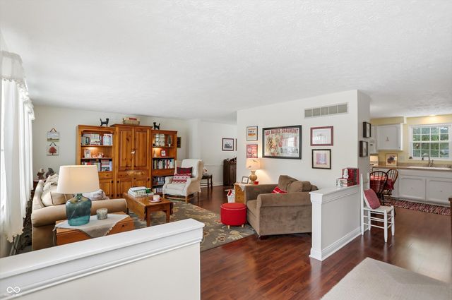 1319 Dogwood Court, Brownsburg, IN 46112