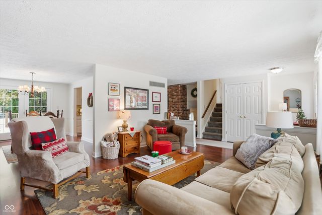 1319 Dogwood Court, Brownsburg, IN 46112