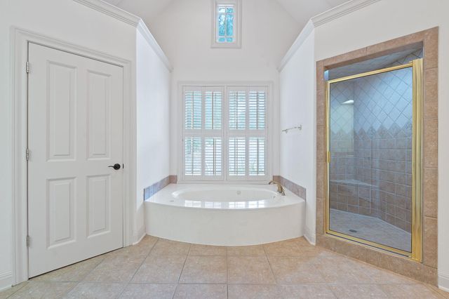 21936 Briarcliff DR, Spicewood, TX 78669