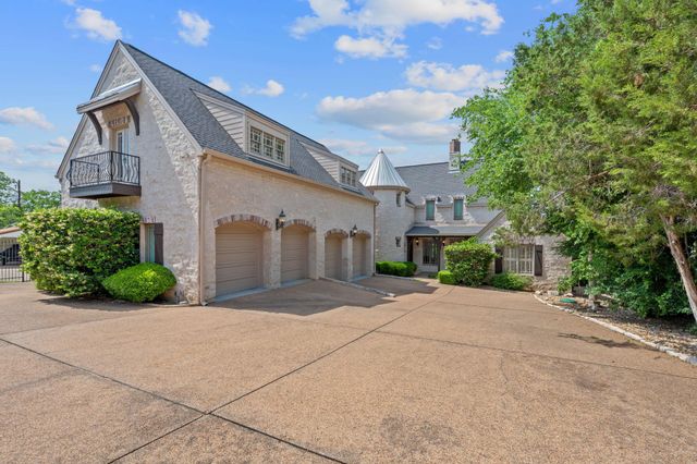 21936 Briarcliff DR, Spicewood, TX 78669