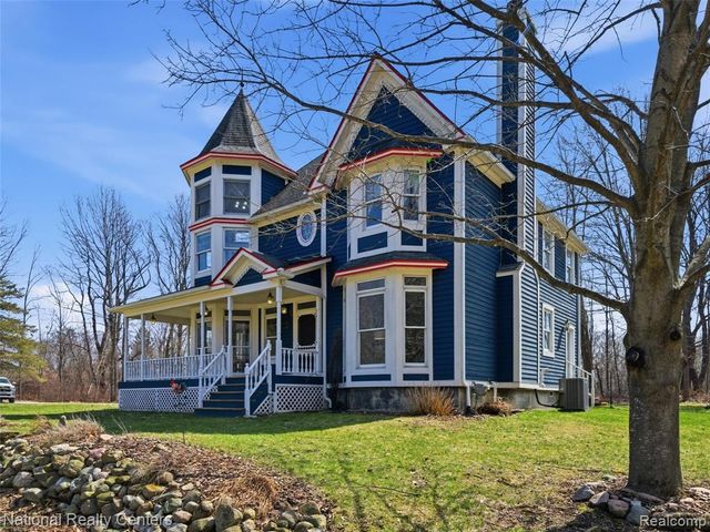 675 W Leonard Road, Leonard, MI 48367