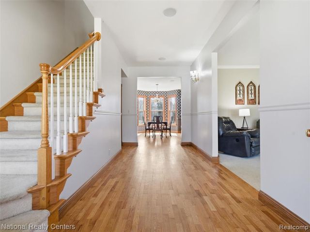 675 W Leonard Road, Leonard, MI 48367