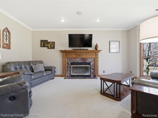 675 W Leonard Road, Leonard, MI 48367