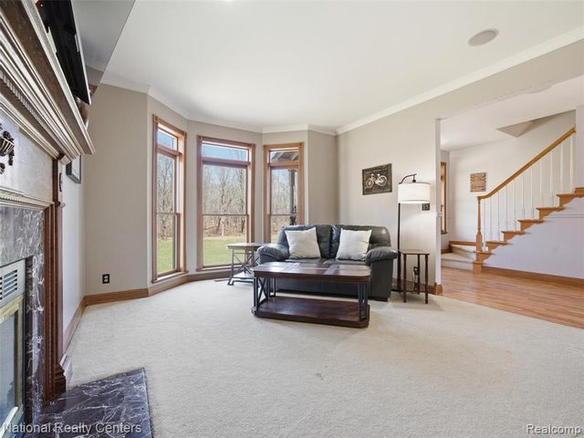 675 W Leonard Road, Leonard, MI 48367