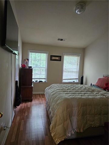1812 Dunrobin Drive SE 35, Smyrna, GA 30082