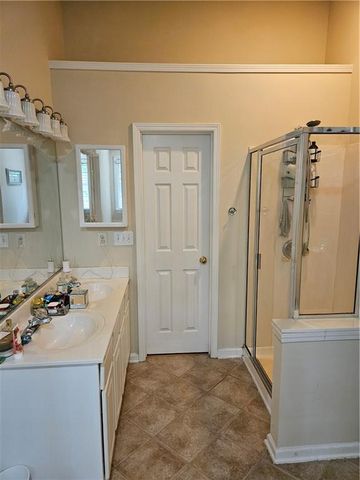 1812 Dunrobin Drive SE 35, Smyrna, GA 30082