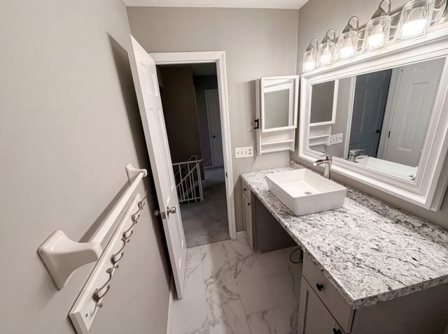 1289 Clubview Boulevard S, Columbus, OH 43235