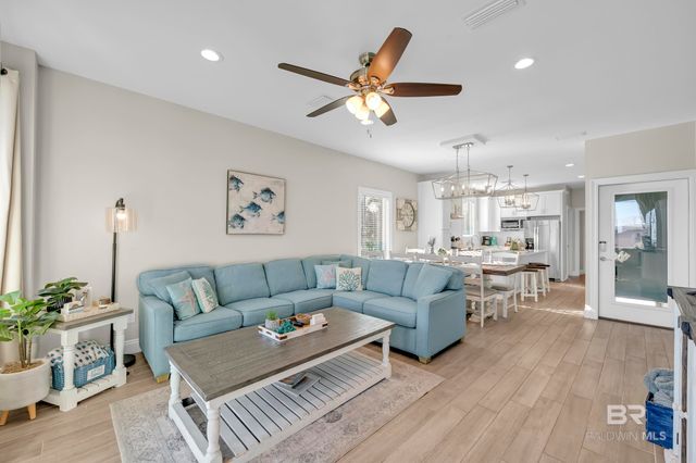 1261 W Lagoon Avenue, Gulf Shores, AL 36542