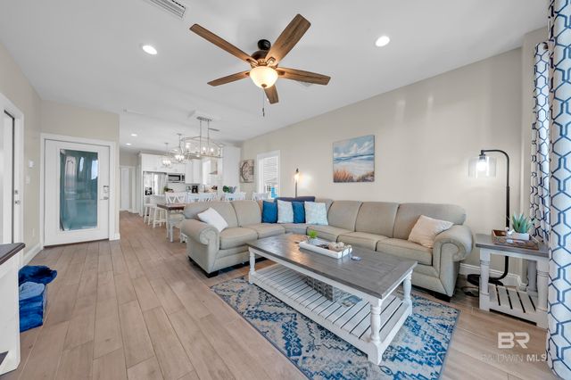 1261 W Lagoon Avenue, Gulf Shores, AL 36542