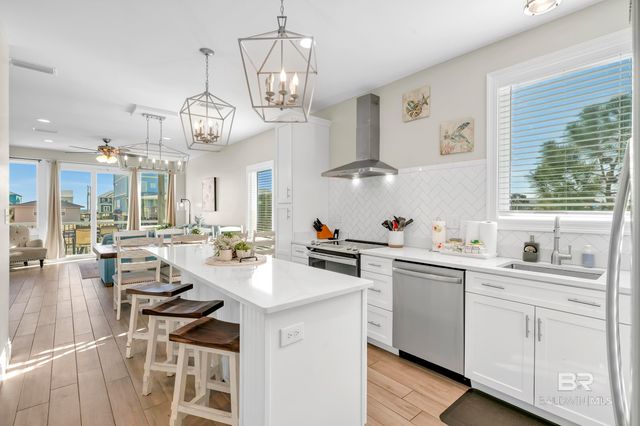 1261 W Lagoon Avenue, Gulf Shores, AL 36542