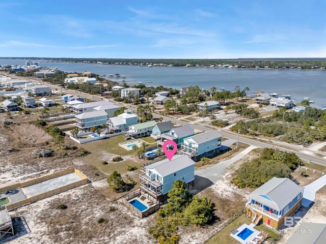 1261 W Lagoon Avenue, Gulf Shores, AL 36542