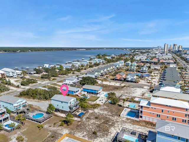 1261 W Lagoon Avenue, Gulf Shores, AL 36542