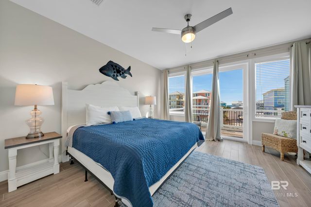 1261 W Lagoon Avenue, Gulf Shores, AL 36542