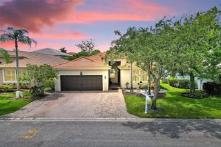 5445 NW 122 Dr, Coral Springs, FL 33076