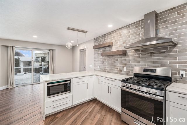 4127 Chaminade Drive, Grandville, MI 49418