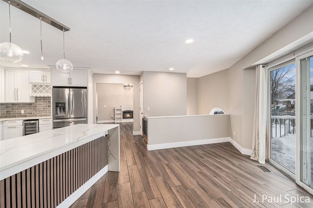 4127 Chaminade Drive, Grandville, MI 49418