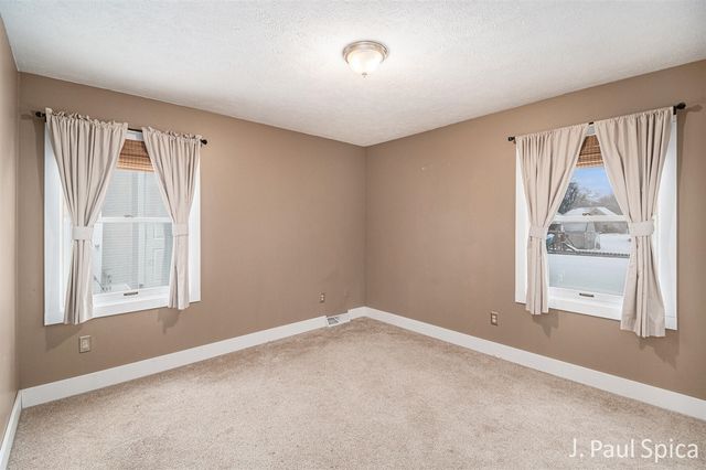 4127 Chaminade Drive, Grandville, MI 49418