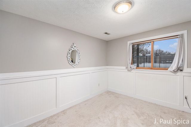 4127 Chaminade Drive, Grandville, MI 49418