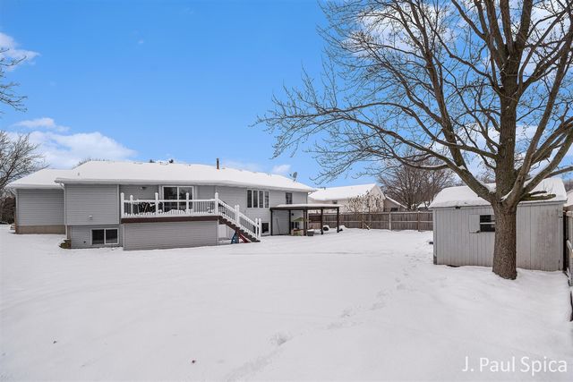 4127 Chaminade Drive, Grandville, MI 49418