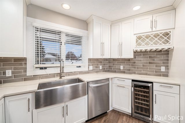 4127 Chaminade Drive, Grandville, MI 49418