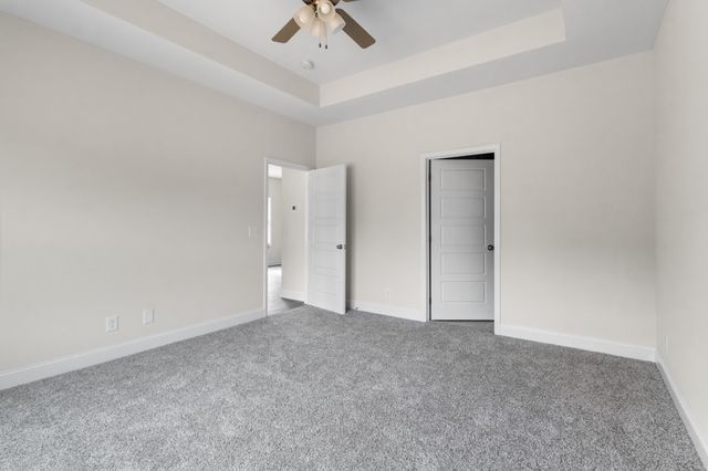 493 Herman Dr, Clarksville, TN 37042