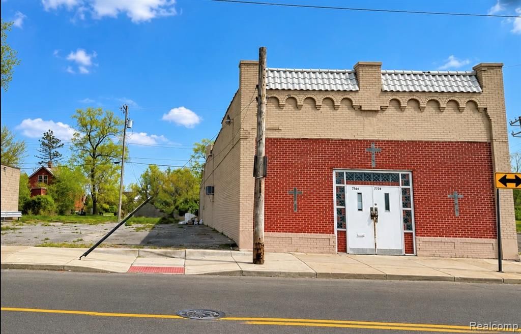 7759 Fenkell Street, Detroit, MI 48238